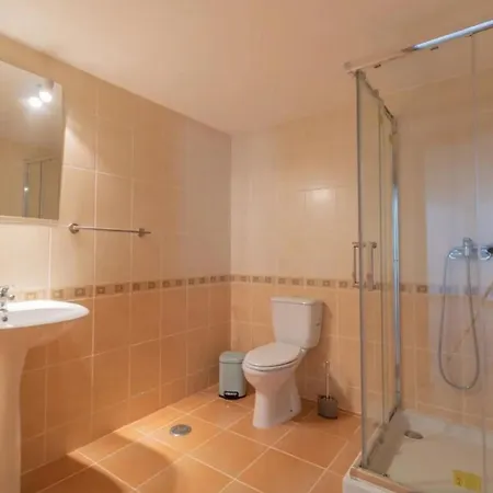 Spacious With Traditional Design Tatil Evi *