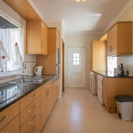 Spacious With Traditional Design Tatil Evi *